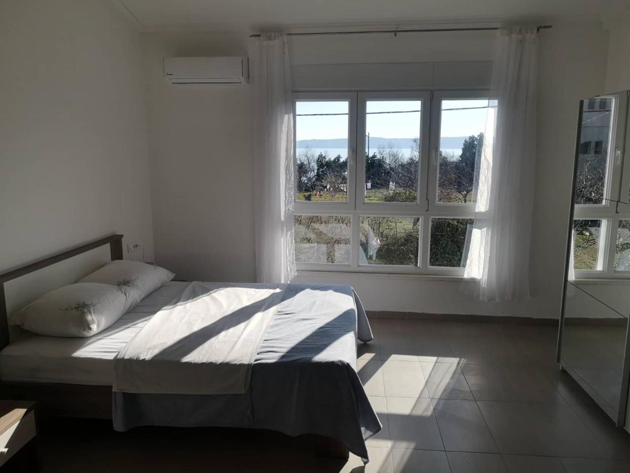 Sun Apartments Kaštela Buitenkant foto