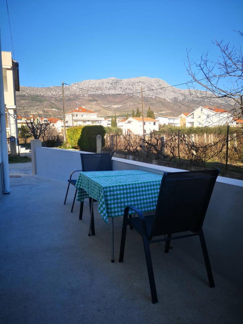 Sun Apartments Kaštela Buitenkant foto